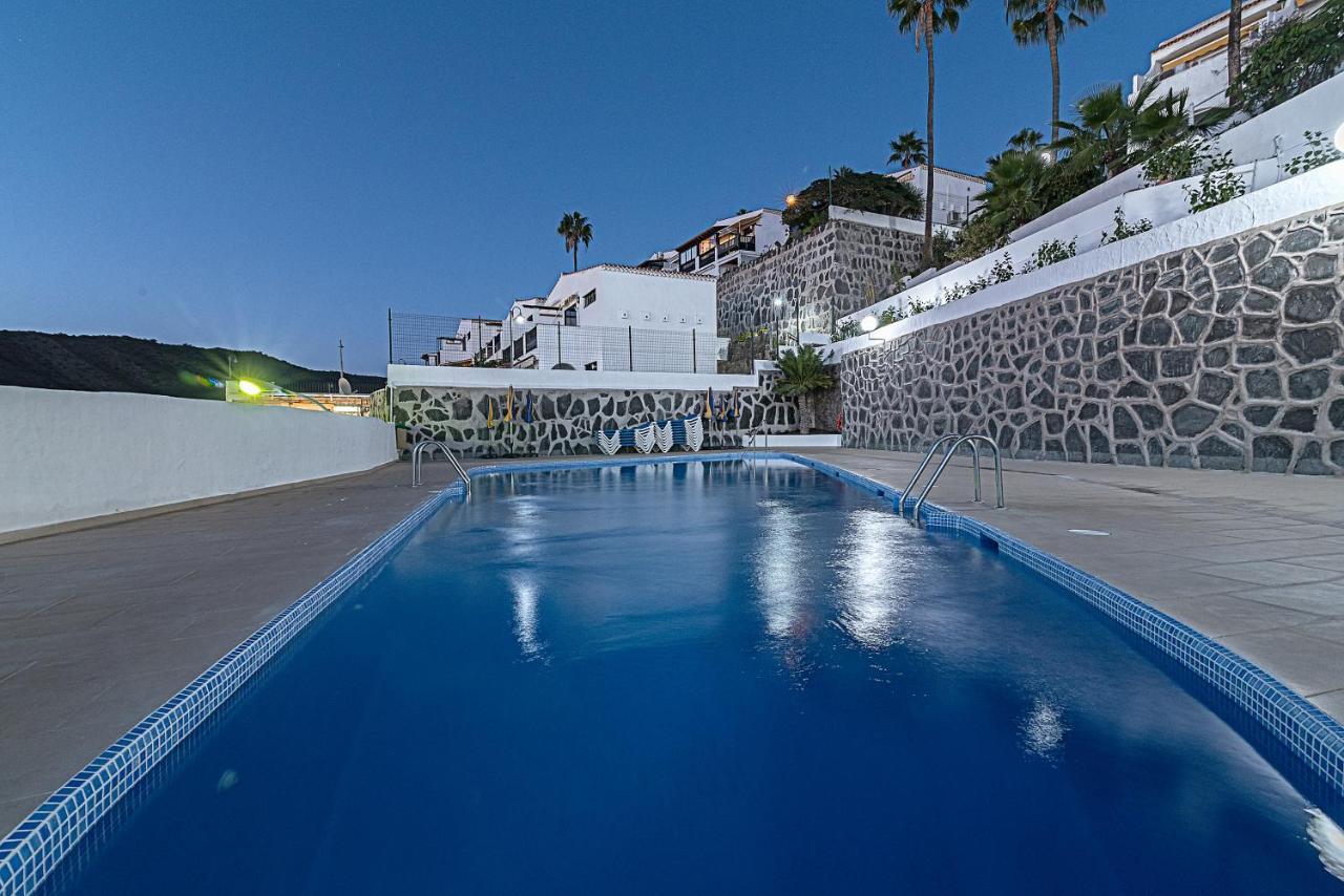 Mogan Luxury Apartment, Sea Views, Jacuzzi And Sauna. Extérieur photo