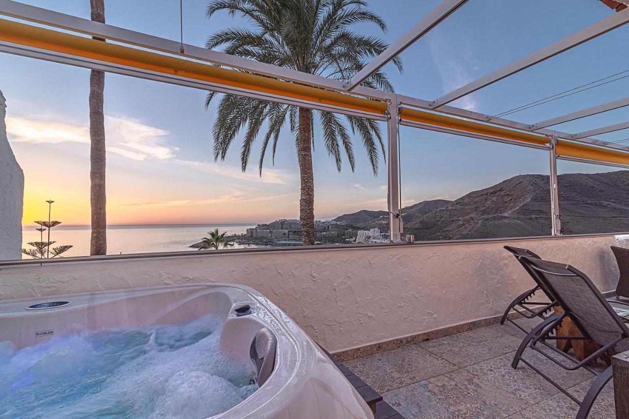 Mogan Luxury Apartment, Sea Views, Jacuzzi And Sauna. Extérieur photo